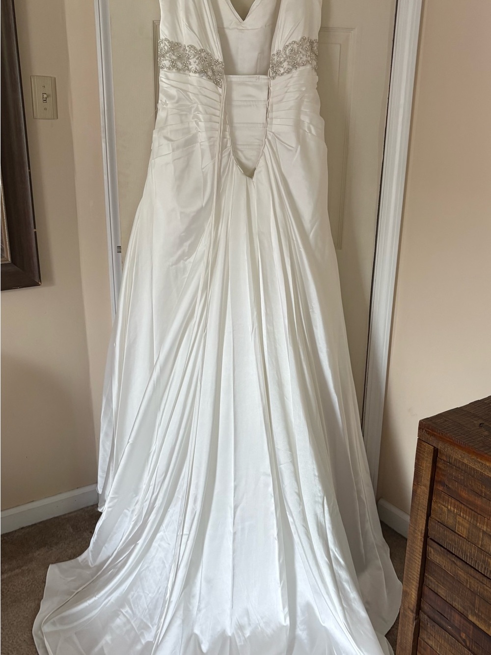 Size 18, Never Worn, Sophia Tolli Wedding Dress - Picture 8 of 10